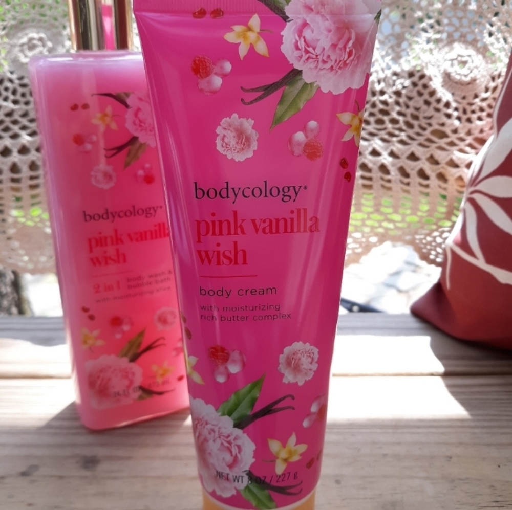 🆕️PINK VANILLA WISH BODY WASH & BODY CREAM - Picture 6 of 10